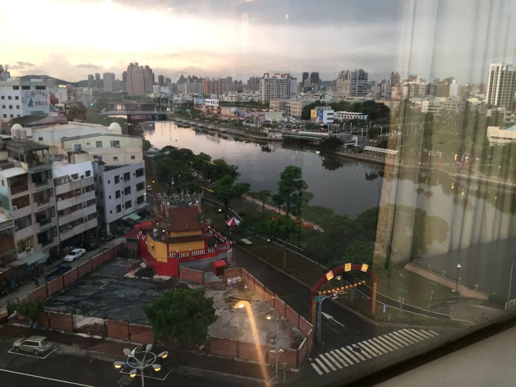 Bazhong Sentosa Hotel Kaohsiung Exteriör bild
